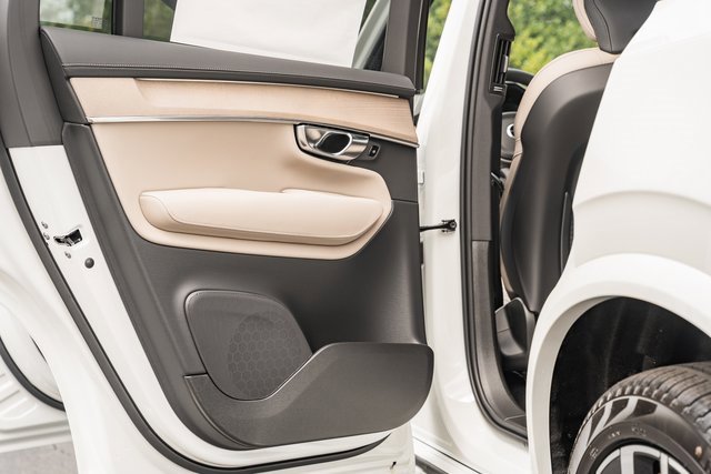 New 2026 Volvo XC90 T8 Plus image 29