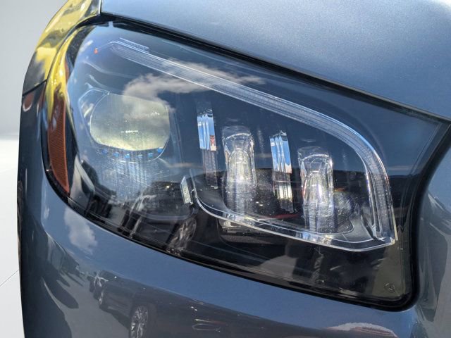 Used 2022 Mercedes-Benz GLS 450 4MATIC image 7