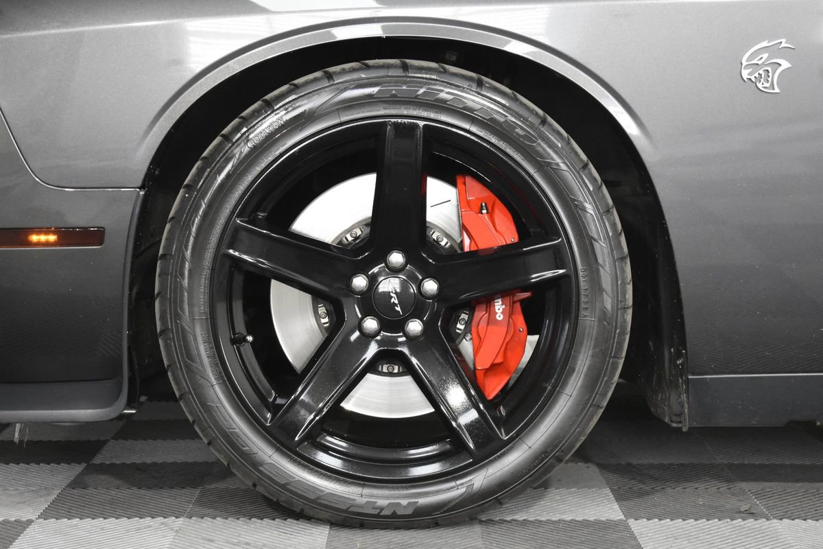 Used 2019 Dodge Challenger SRT Hellcat w/ Alcantara Appearance Package image 31