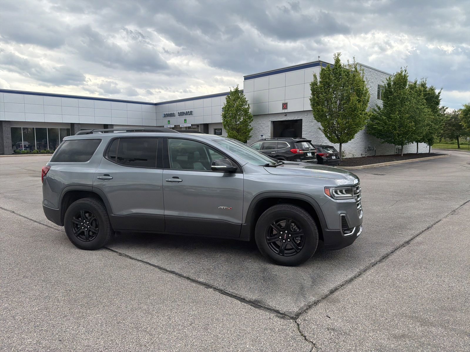 Used 2021 GMC Acadia AT4 w/ Preferred Package AWD/4WD image 14