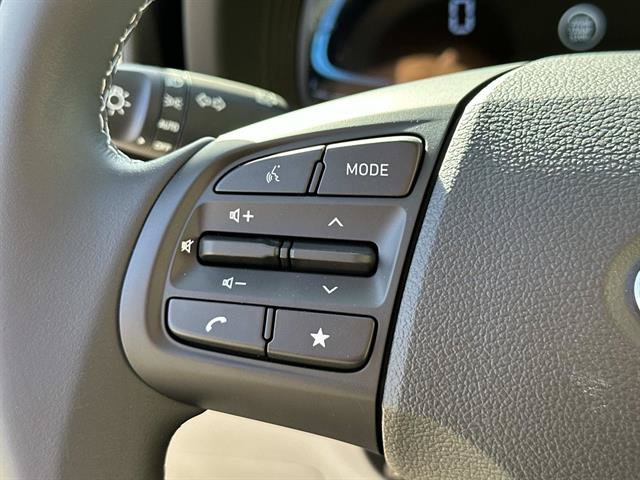 New 2026 Hyundai Venue SEL FWD image 8