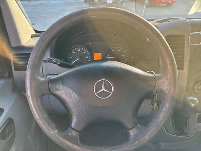 Used 2013 Mercedes-Benz Sprinter 2500 image 24