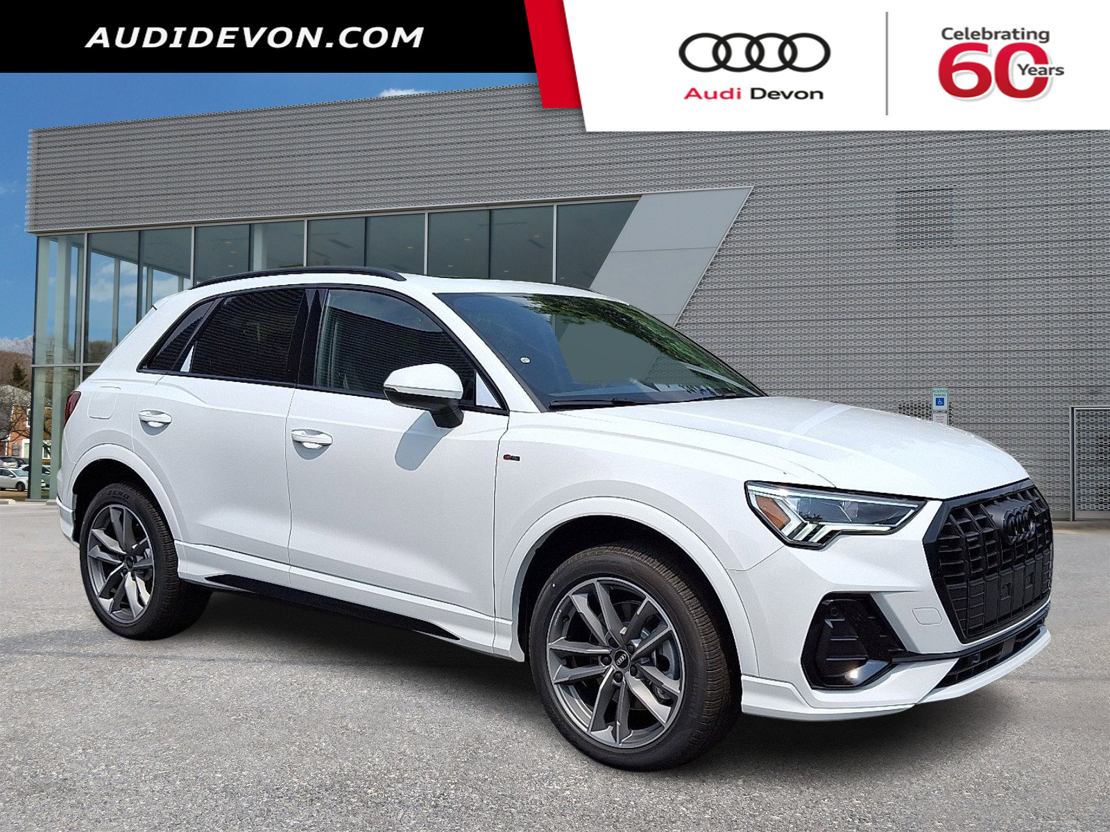 New 2025 Audi Q3 2.0T Premium image 1