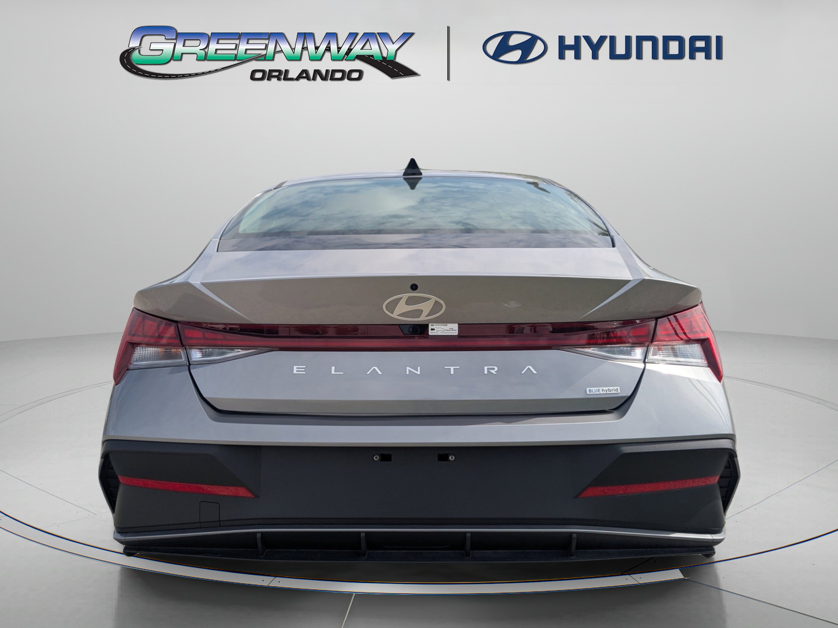 Used 2025 Hyundai Elantra Hybrid FWD image 7