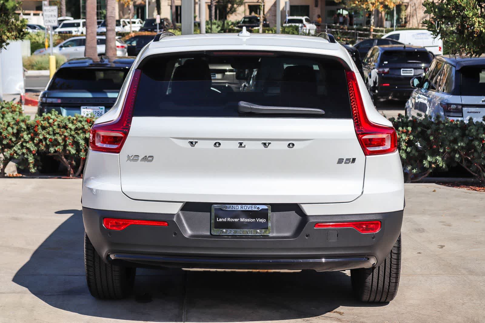 Used 2026 Volvo XC40 B5 Plus w/ Protection Package Premier AWD/4WD image 5