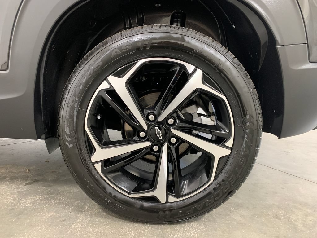 Used 2022 Chevrolet TrailBlazer RS AWD/4WD image 4