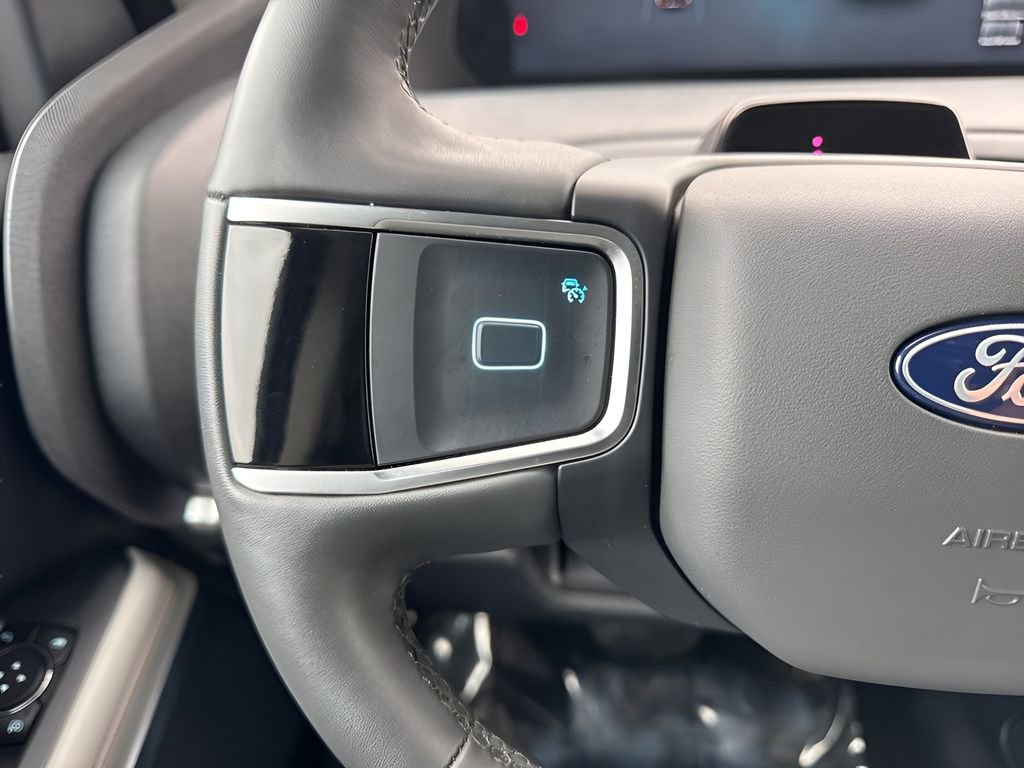 Used 2025 Ford Expedition Max Active image 16