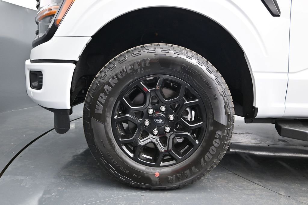 New 2026 Ford F150 XLT w/ Equipment Group 302A MID AWD/4WD image 17