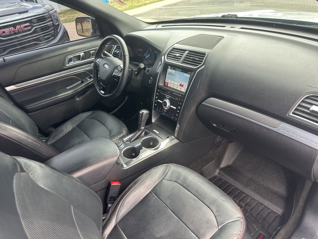 Used 2018 Ford Explorer Sport w/ Equipment Group 401A image 29