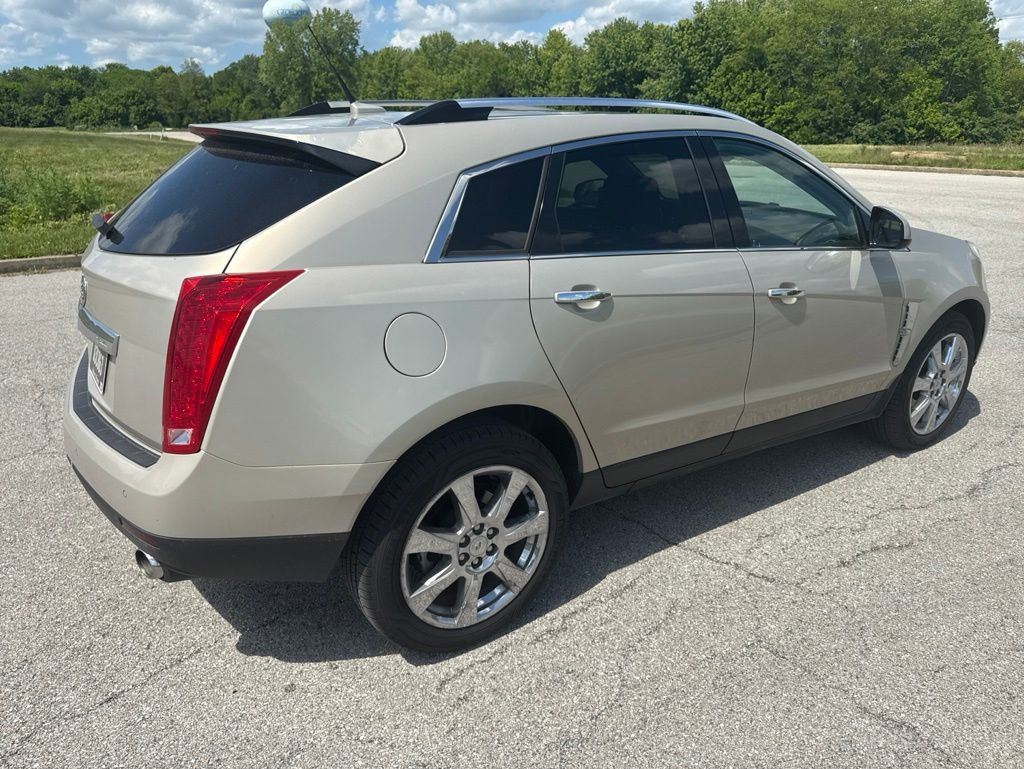 Used 2011 Cadillac SRX Performance FWD image 3