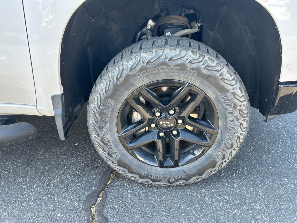Used 2023 Chevrolet Silverado 1500 LT Trail Boss w/ LT Trail Boss Premium Package AWD/4WD image 25