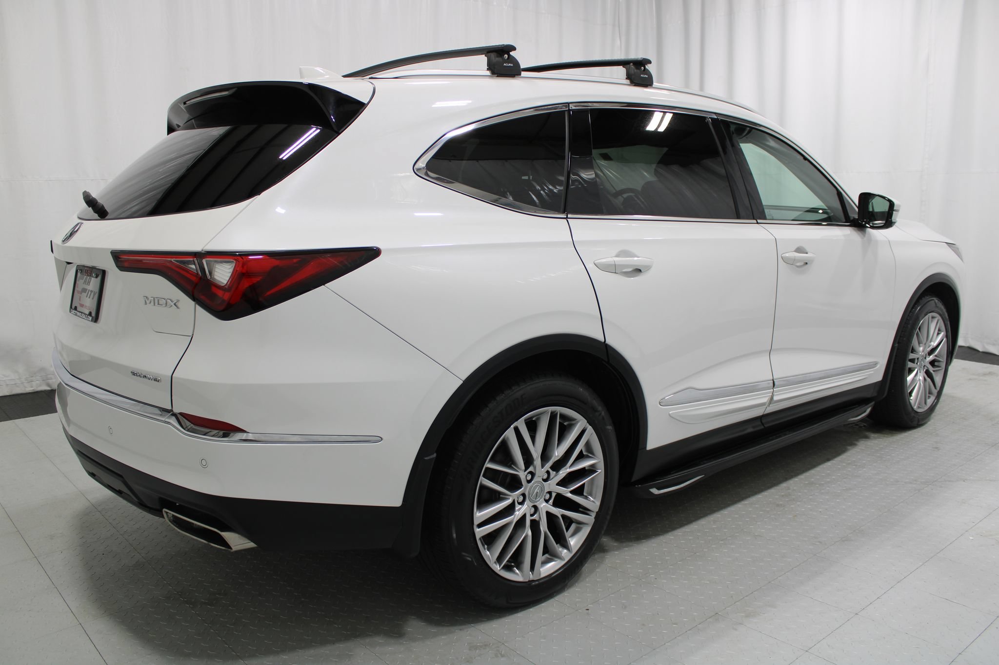Used 2023 Acura MDX w/ Advance Package AWD/4WD image 6