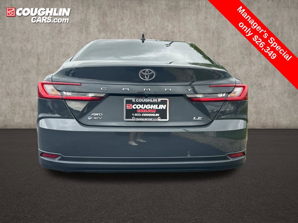 Used 2025 Toyota Camry LE AWD/4WD image 11