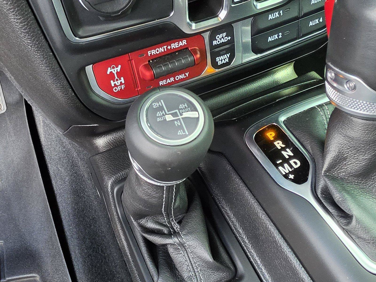 Used 2024 Jeep Wrangler Unlimited Rubicon AWD/4WD image 25