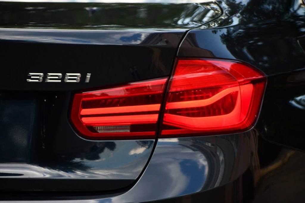 Used 2016 BMW 328i xDrive Sedan image 11