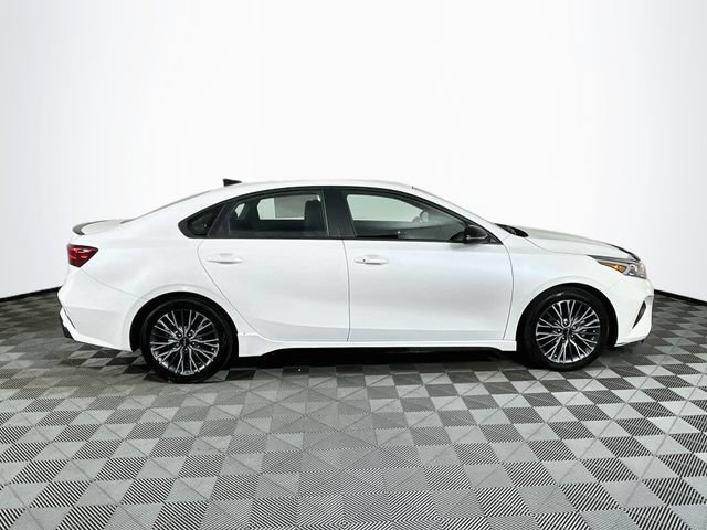 Used 2022 Kia Forte GT-Line FWD image 9
