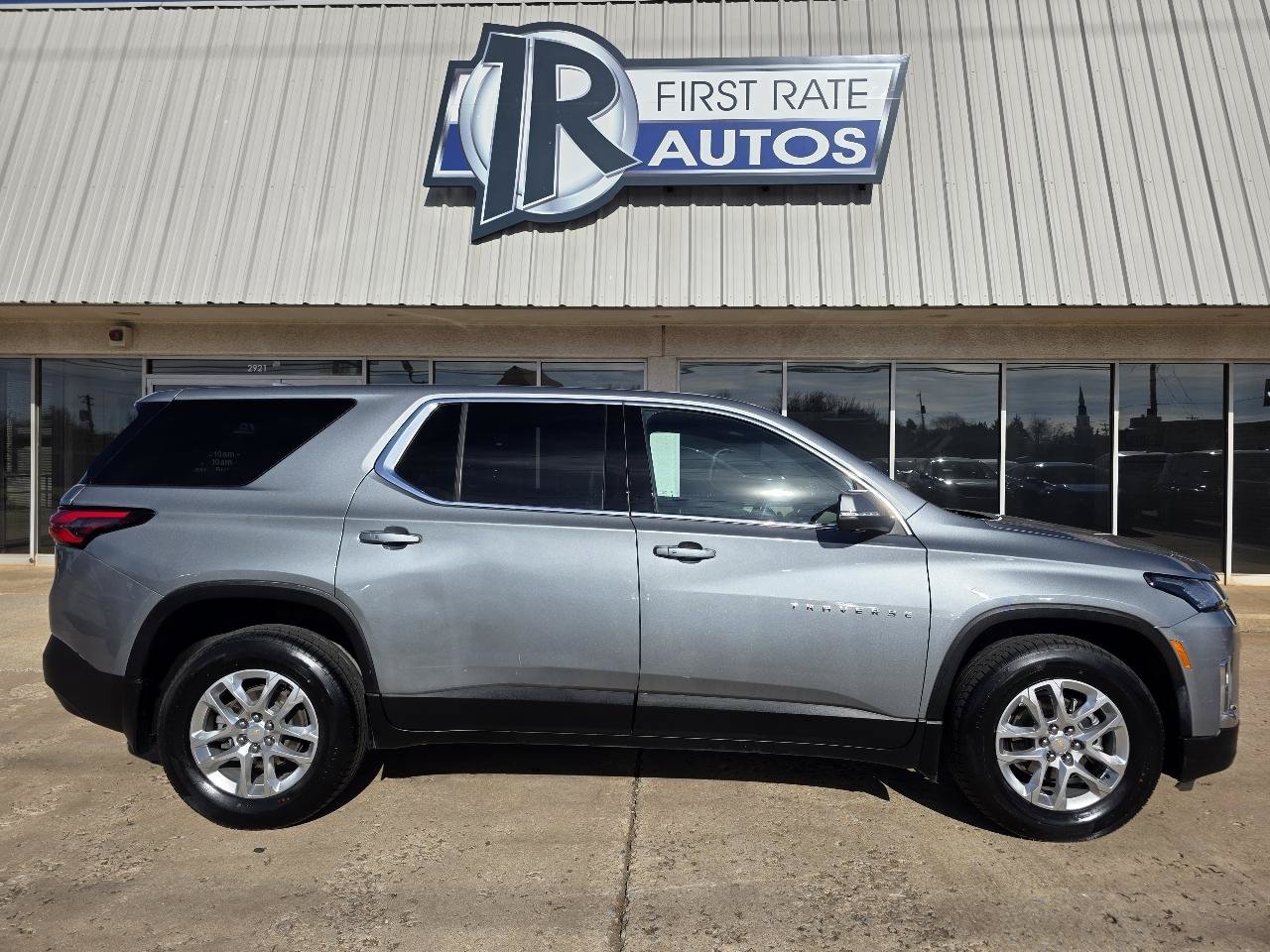 Used 2023 Chevrolet Traverse LS w/ Safety Package AWD/4WD image 9
