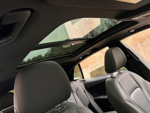 Used 2019 Audi Q8 Premium w/ Convenience Package image 33