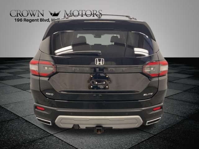 Certified 2024 Honda Pilot Elite image 5