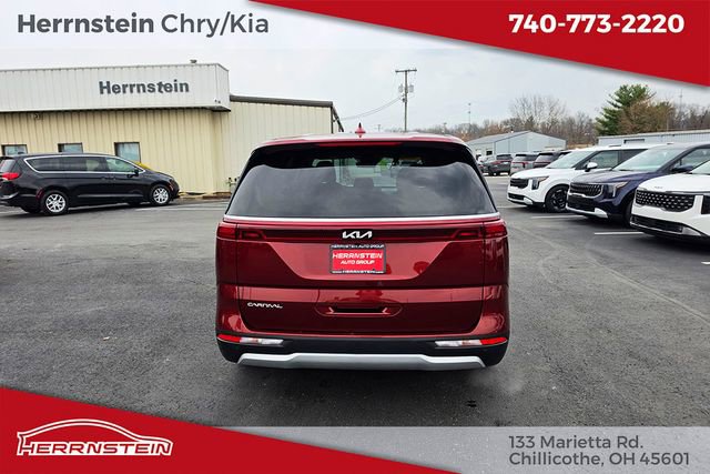 Used 2024 Kia Carnival LX FWD image 30
