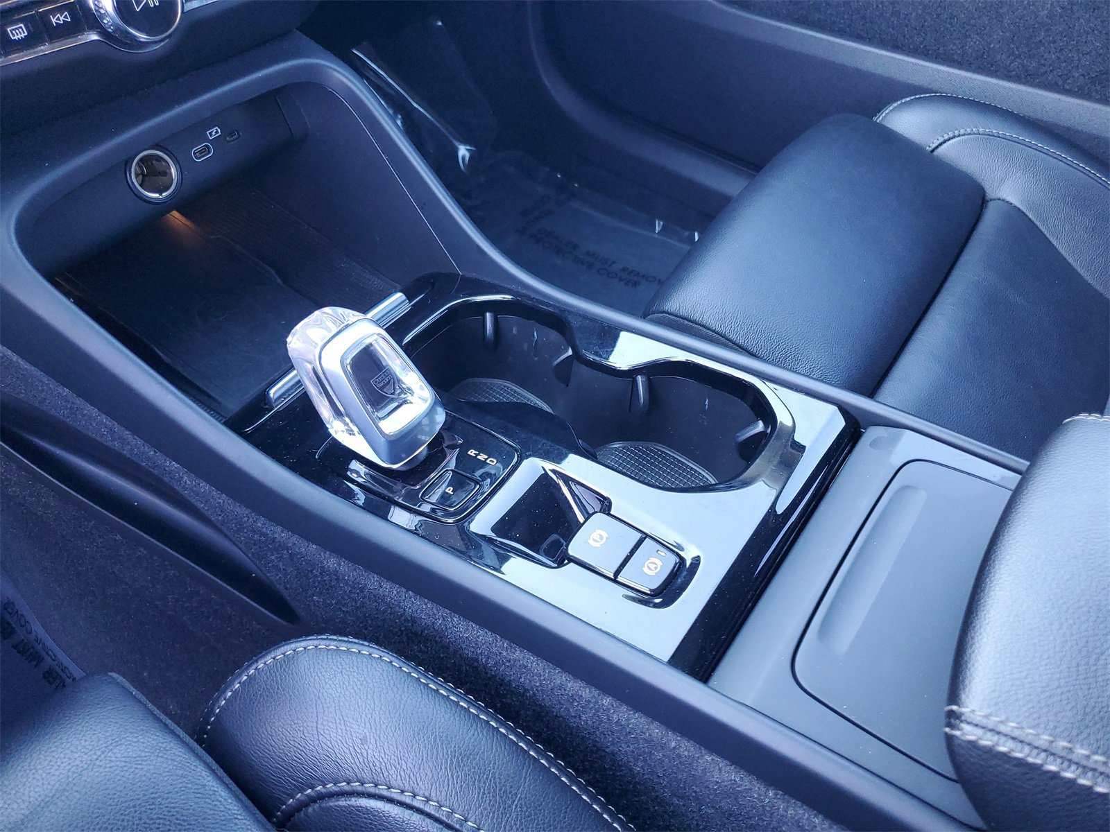 Used 2023 Volvo XC40 B5 Plus w/ Driver Assist Package image 20