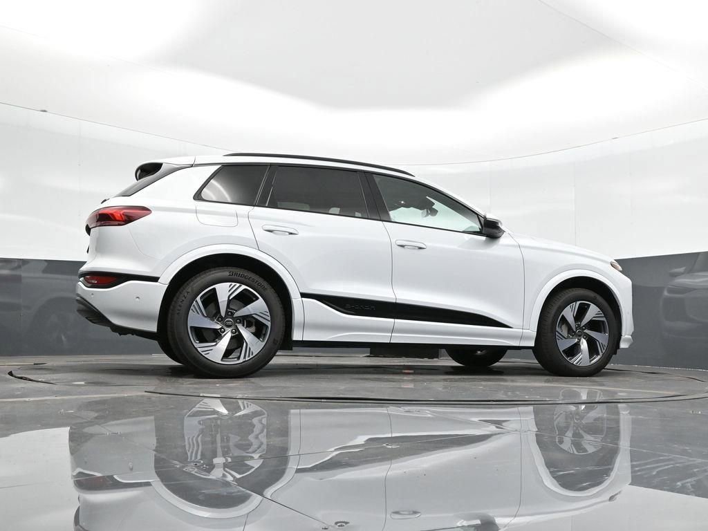 New 2025 Audi Q6 e-tron Premium Plus image 25
