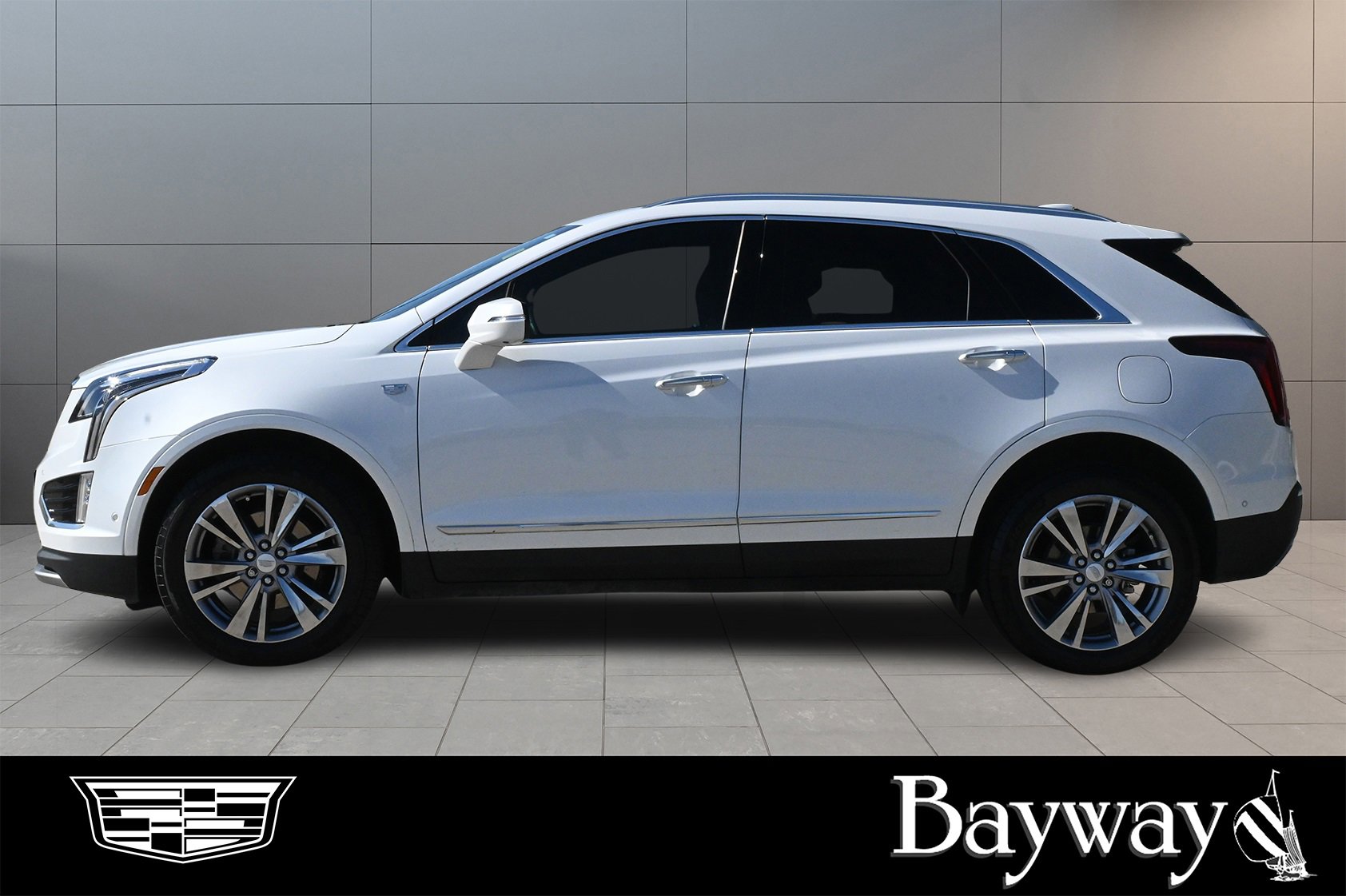 Used 2024 Cadillac XT5 Premium Luxury w/ Technology Package image 4