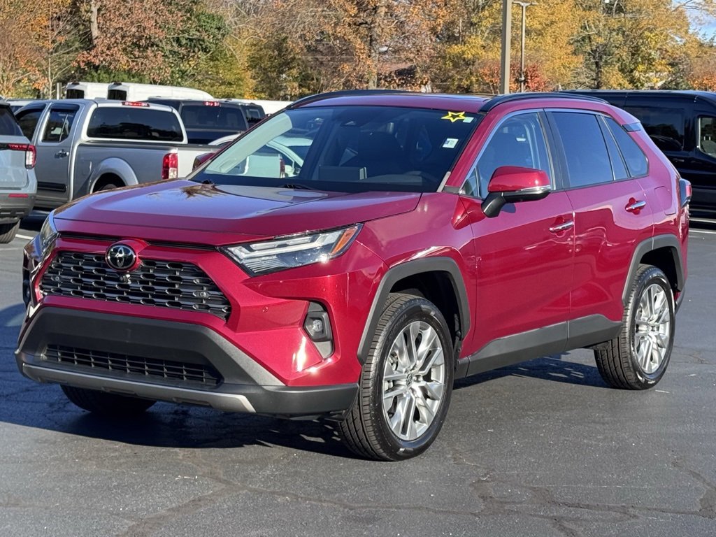 Used 2022 Toyota RAV4 Limited image 2
