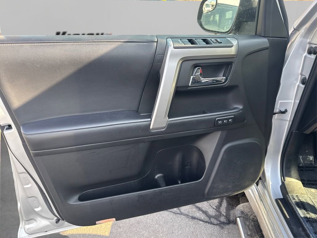 Used 2020 Toyota 4Runner Limited AWD/4WD image 20