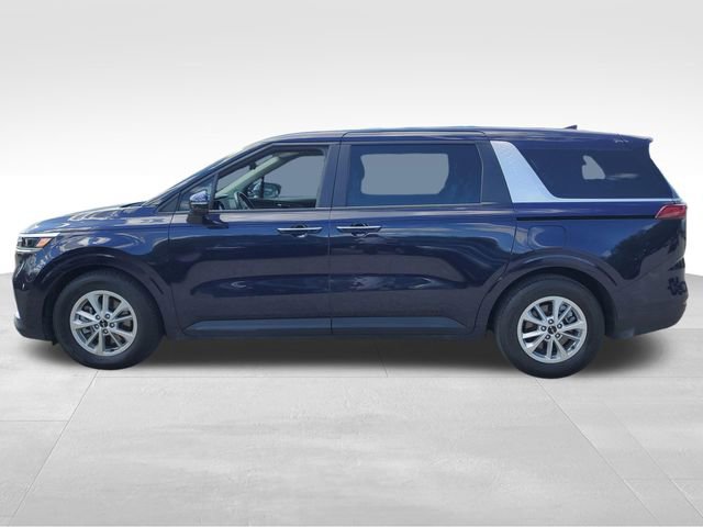 Used 2024 Kia Carnival LX FWD image 7
