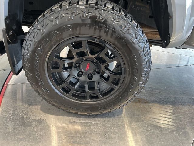 Used 2021 Toyota Tacoma TRD Sport w/ TRD Premium Sport Package image 19