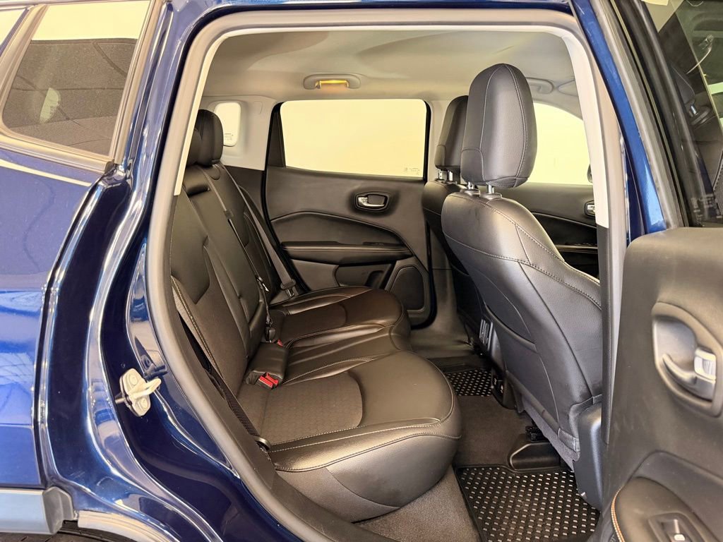 Used 2021 Jeep Compass Latitude AWD/4WD image 10