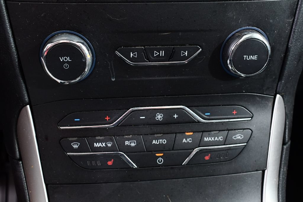Used 2020 Ford Edge SEL w/ Convenience Package AWD/4WD image 28