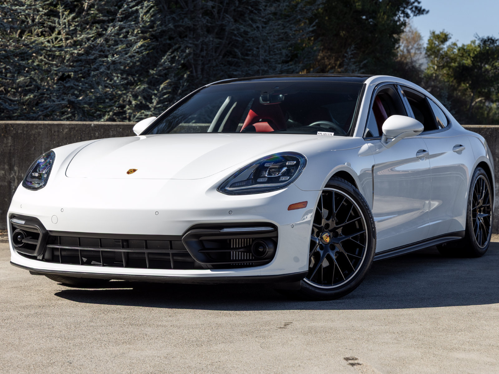 Used 2023 Porsche Panamera 4 Platinum Edition AWD/4WD image 1