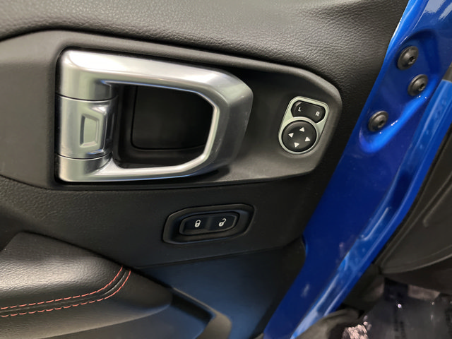 Used 2022 Jeep Wrangler Unlimited Rubicon AWD/4WD image 27