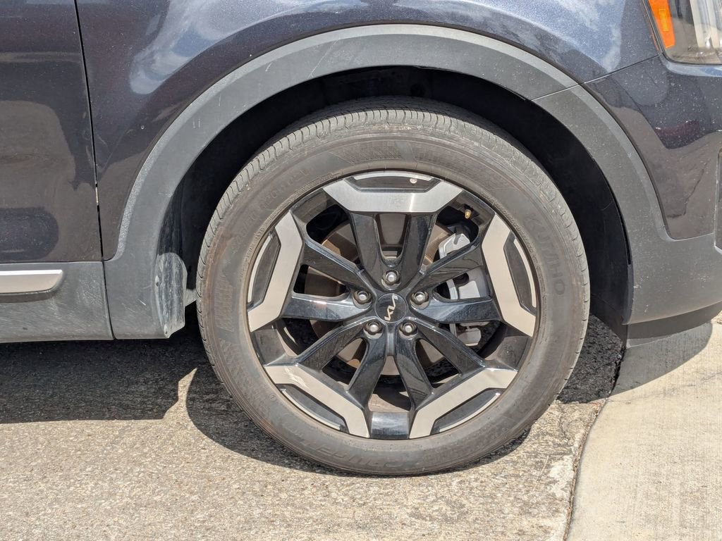 Used 2025 Kia Telluride S image 5