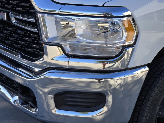 Used 2024 RAM 3500 SLT w/ Quick Order Package 2YG SLT AWD/4WD image 10