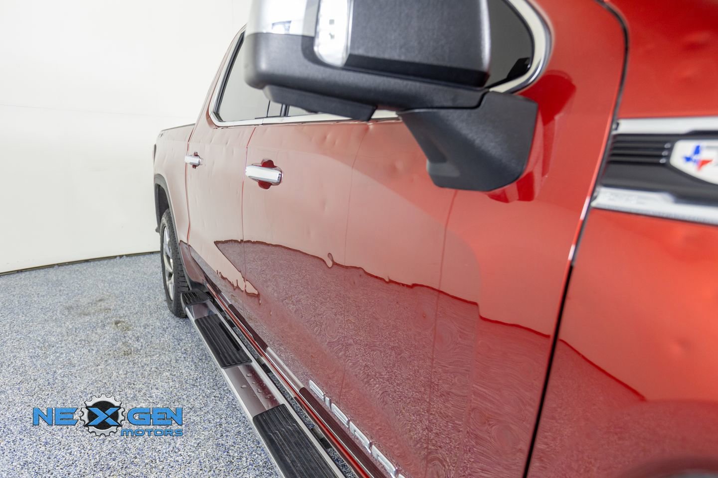 Used 2023 GMC Sierra 1500 SLT image 55