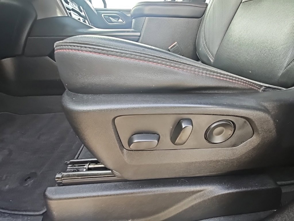 Used 2022 Chevrolet Tahoe RST w/ Luxury Package image 13