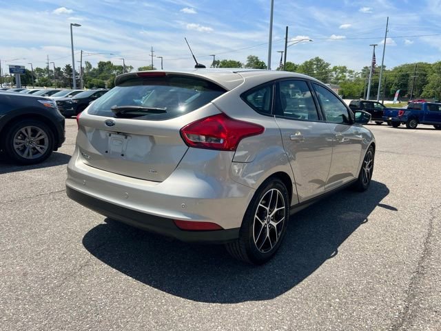 Certified 2018 Ford Focus SEL w/ Cold Weather Package FWD image 4