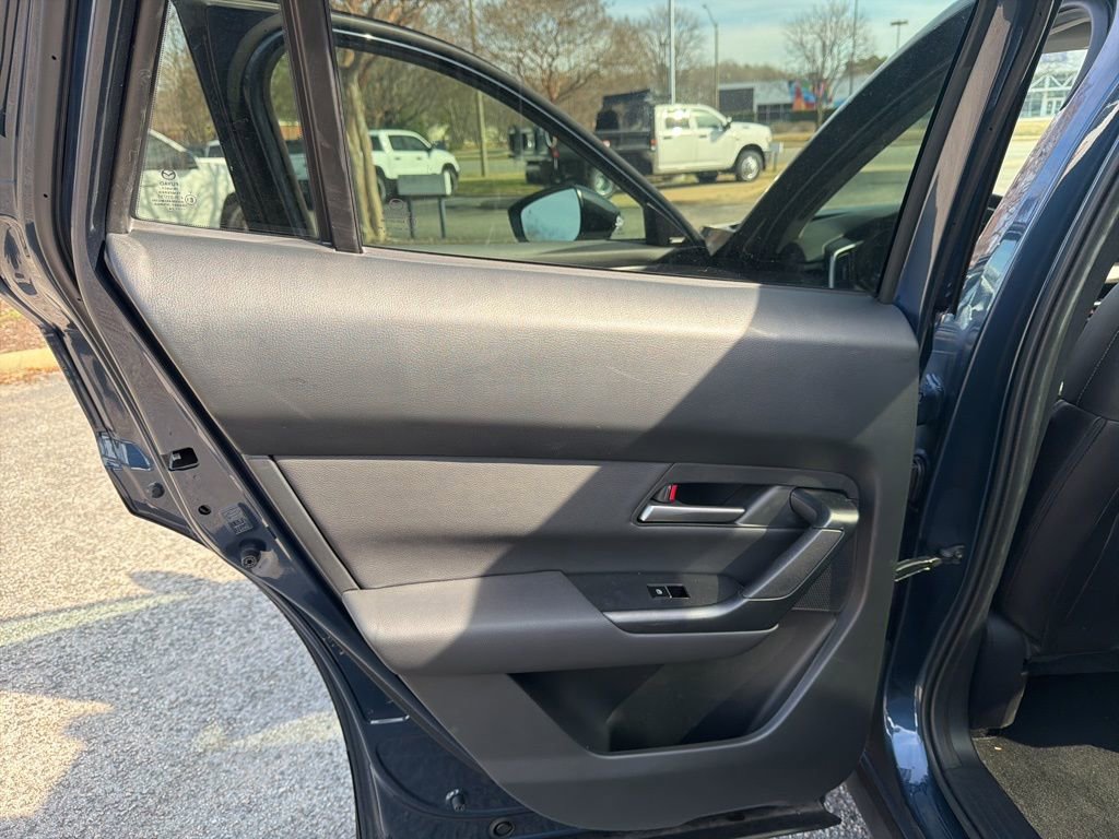 Used 2025 MAZDA CX-50 AWD 2.5 Turbo w/ Premium Pkg image 14