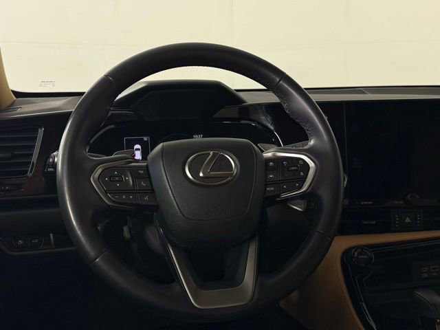 Used 2024 Lexus NX 250 FWD w/ Towing Package (2000 Lbs) image 23