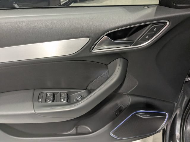 Used 2018 Audi Q3 2.0T Premium Plus w/ Premium Plus Package AWD/4WD image 21