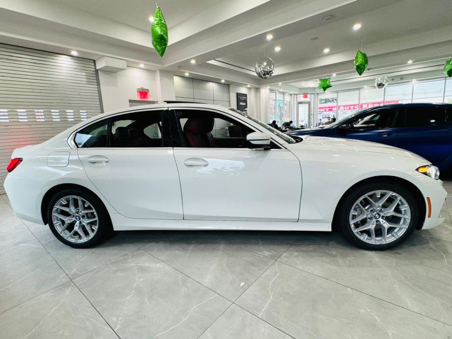 Used 2025 BMW 330i Sedan image 10