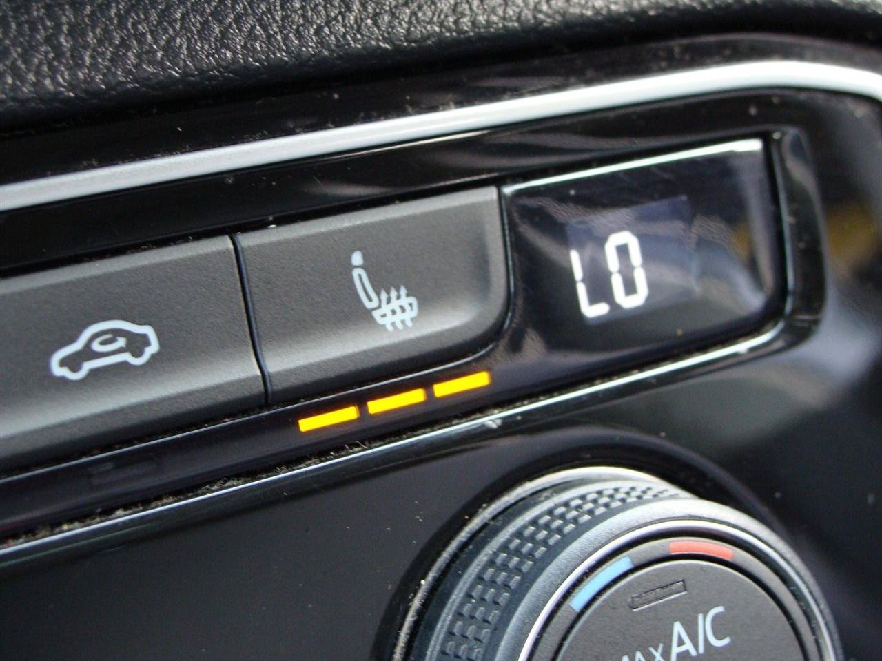 Used 2022 Volkswagen Atlas SEL AWD/4WD image 27