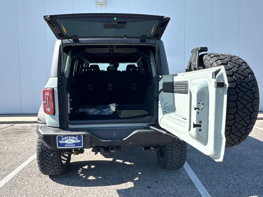 Certified 2023 Ford Bronco Badlands w/ Sasquatch Package AWD/4WD image 23