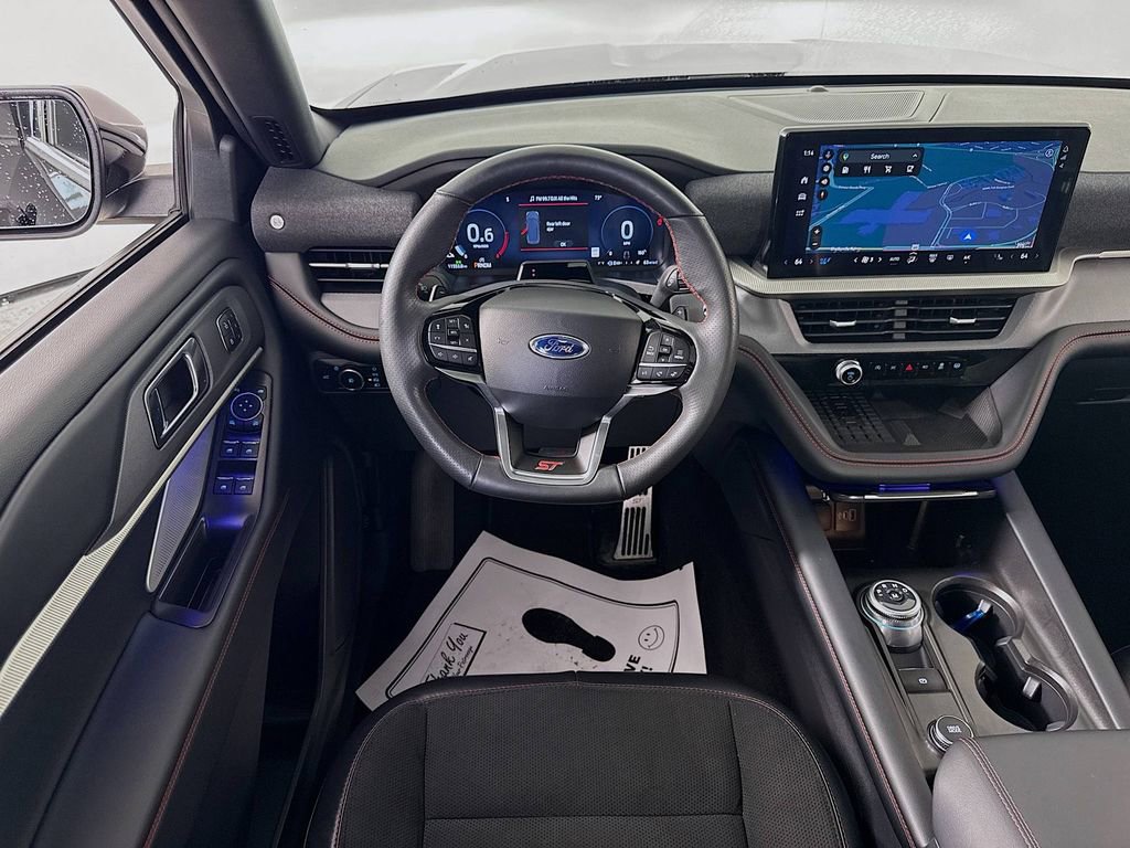 Certified 2025 Ford Explorer ST image 2