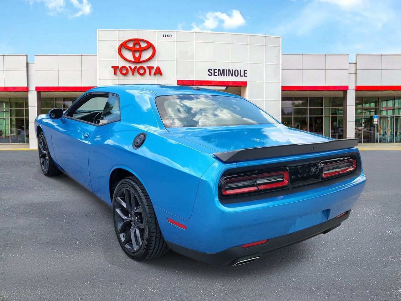 Used 2023 Dodge Challenger SXT w/ Blacktop Package RWD image 4