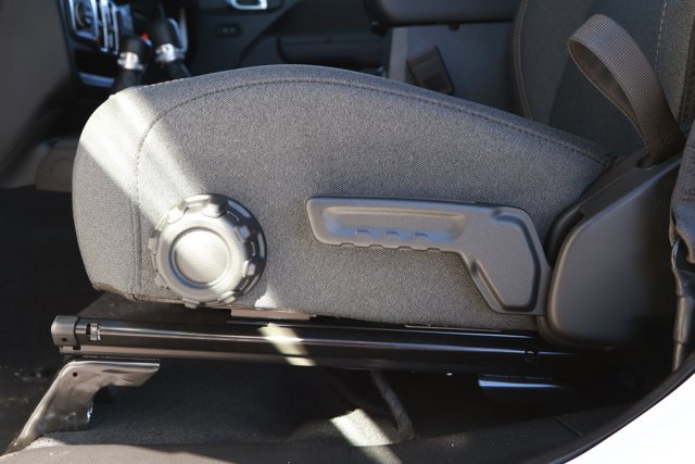 New 2025 Jeep Gladiator Sport image 21