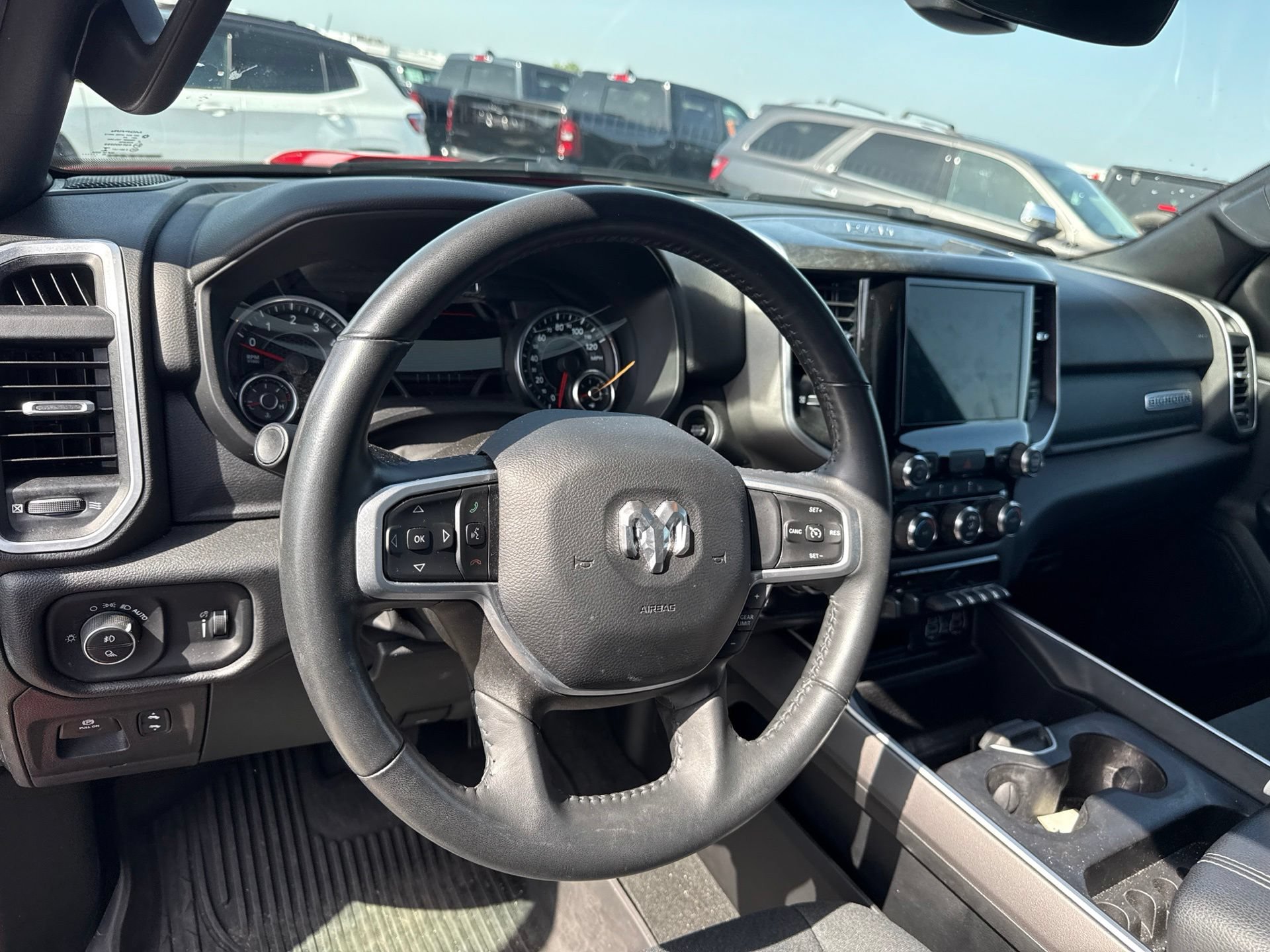 Used 2022 RAM 1500 Big Horn AWD/4WD image 10